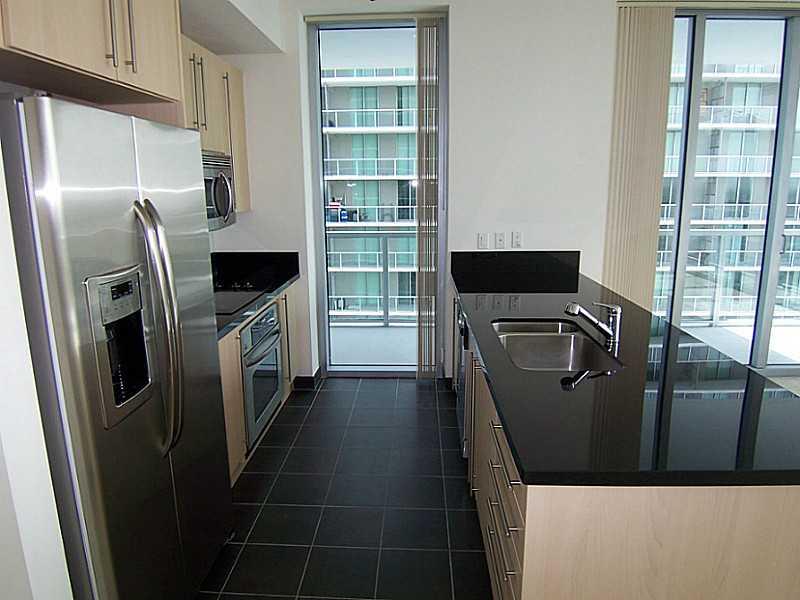 THE AXIS ON BRICKELL II C - Residential Lease