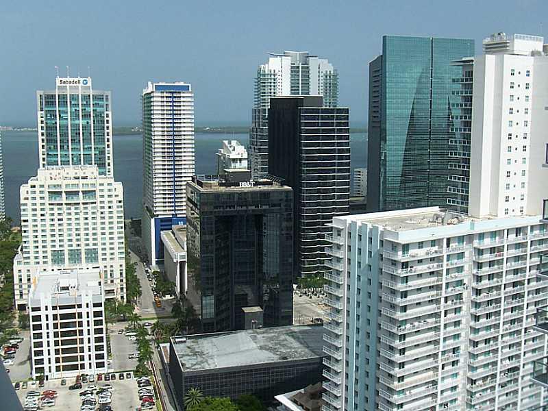THE AXIS ON BRICKELL II C - Residential Lease