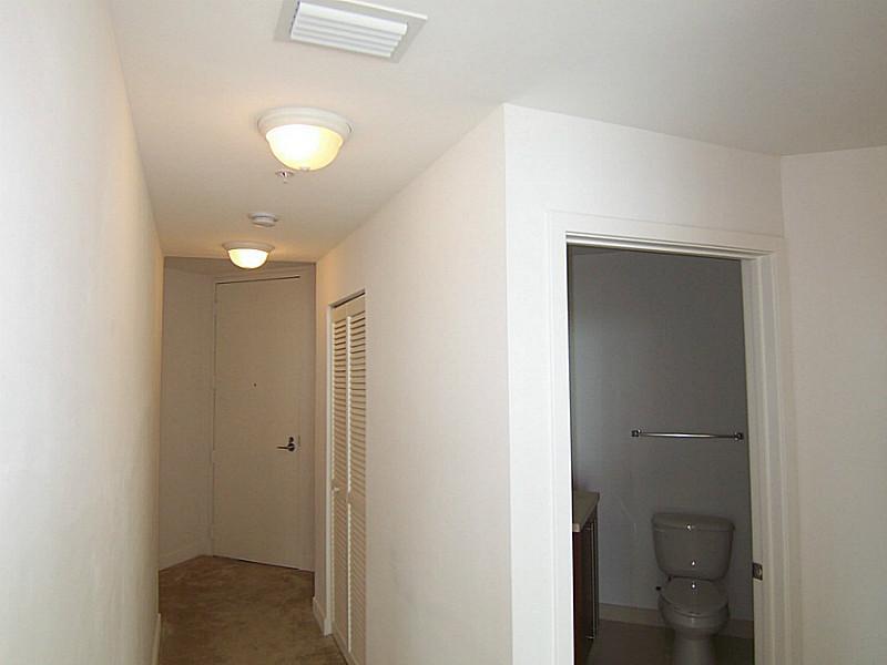 THE AXIS ON BRICKELL II C - Residential Lease