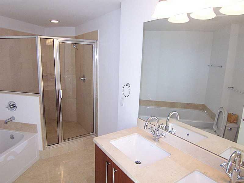 THE AXIS ON BRICKELL II C - Residential Lease