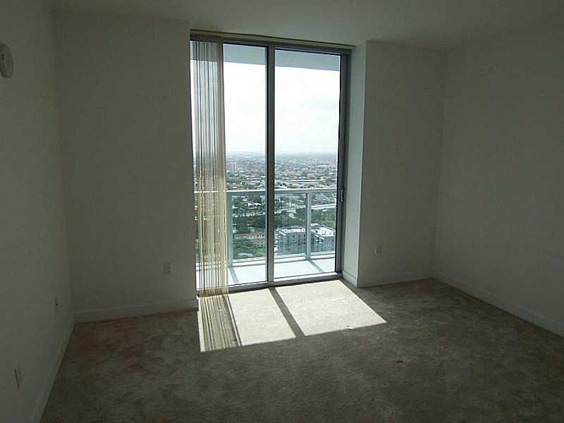 THE AXIS ON BRICKELL II C - Residential Lease