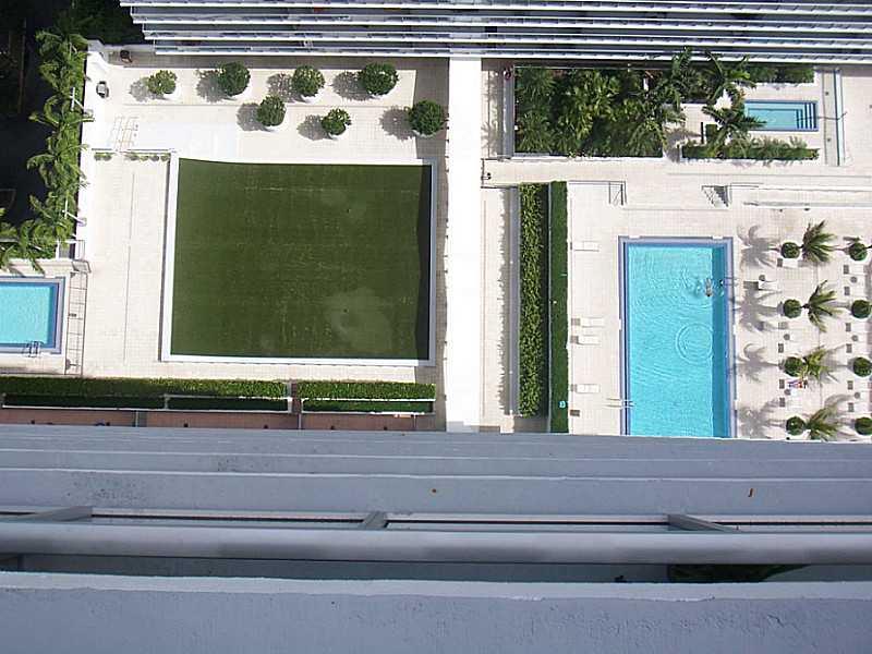 THE AXIS ON BRICKELL II C - Residential Lease