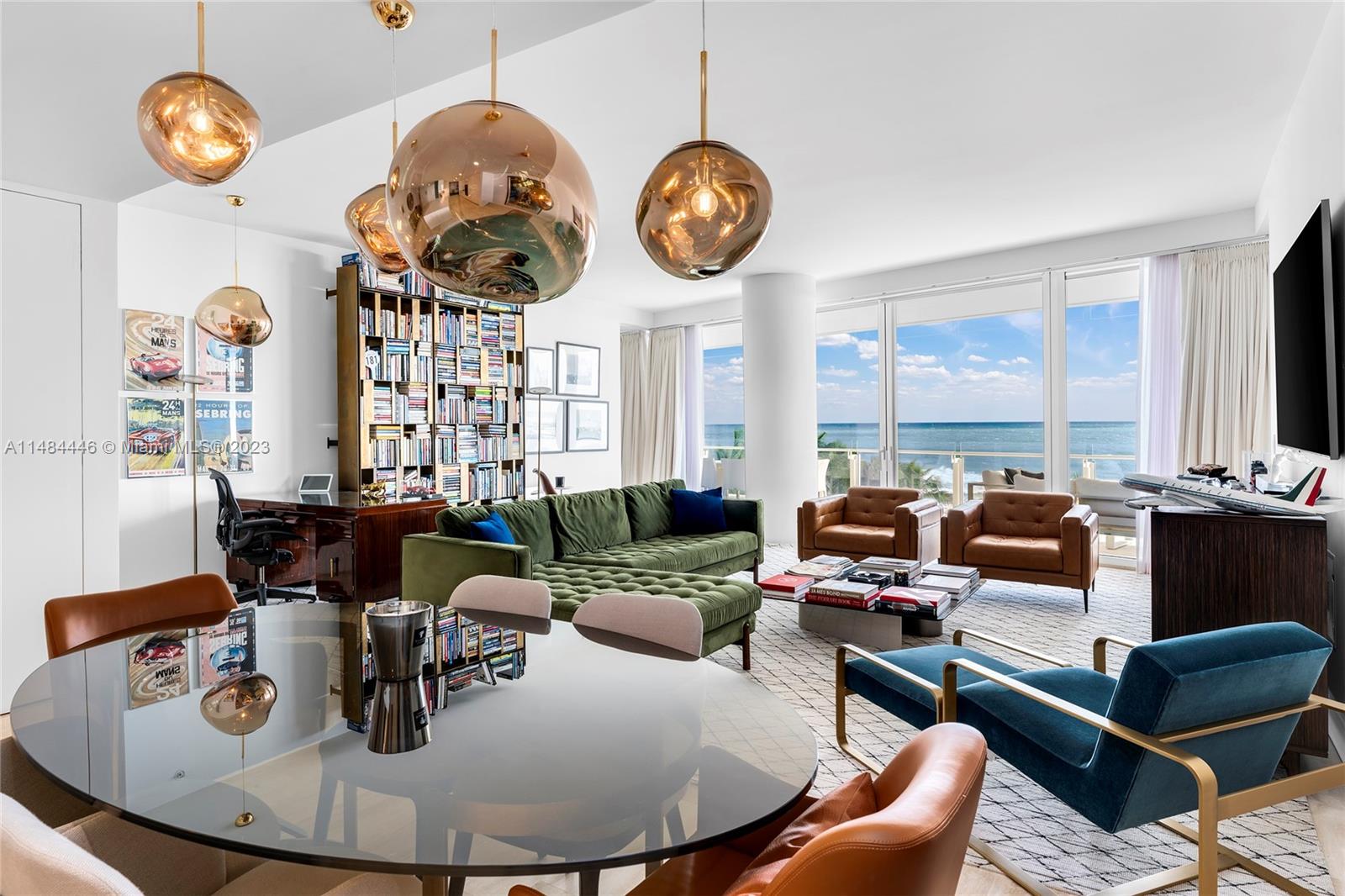 FOUR SEASONS SURF CLUB - Residential