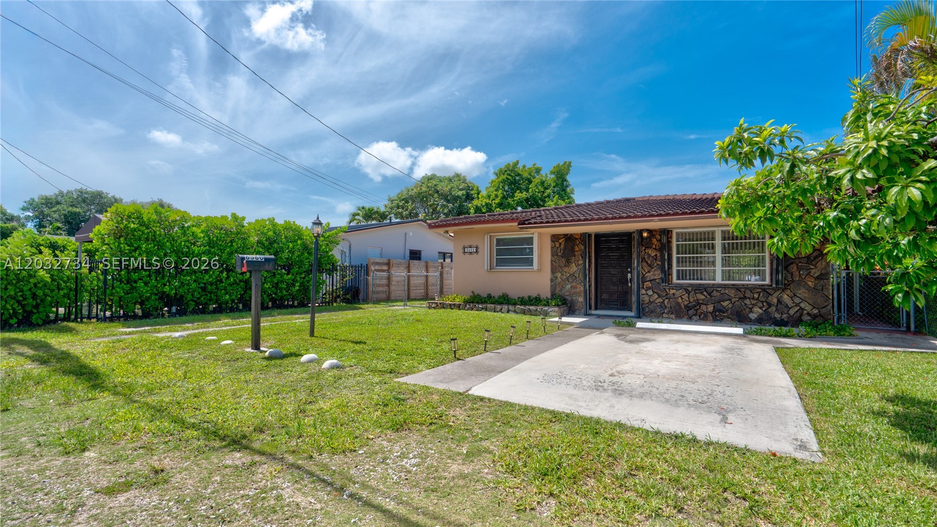 CORAL VILLAS REV - Residential