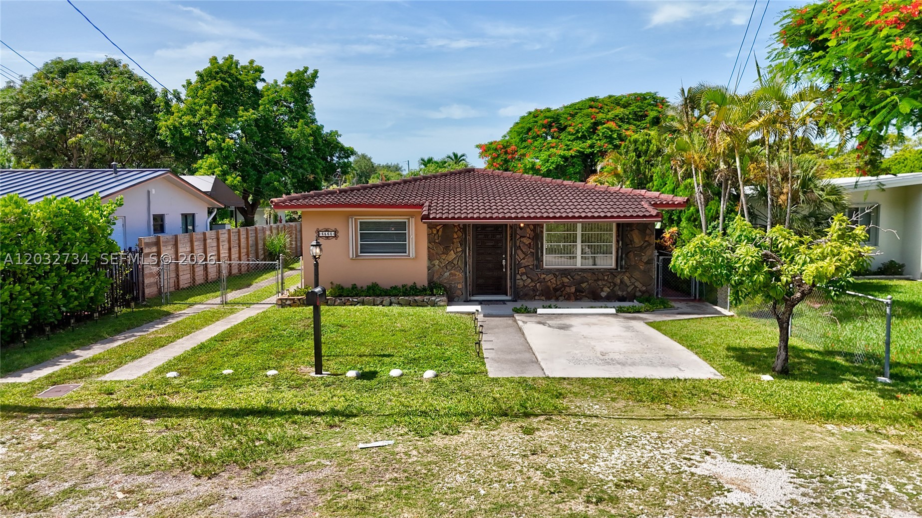 CORAL VILLAS REV - Residential