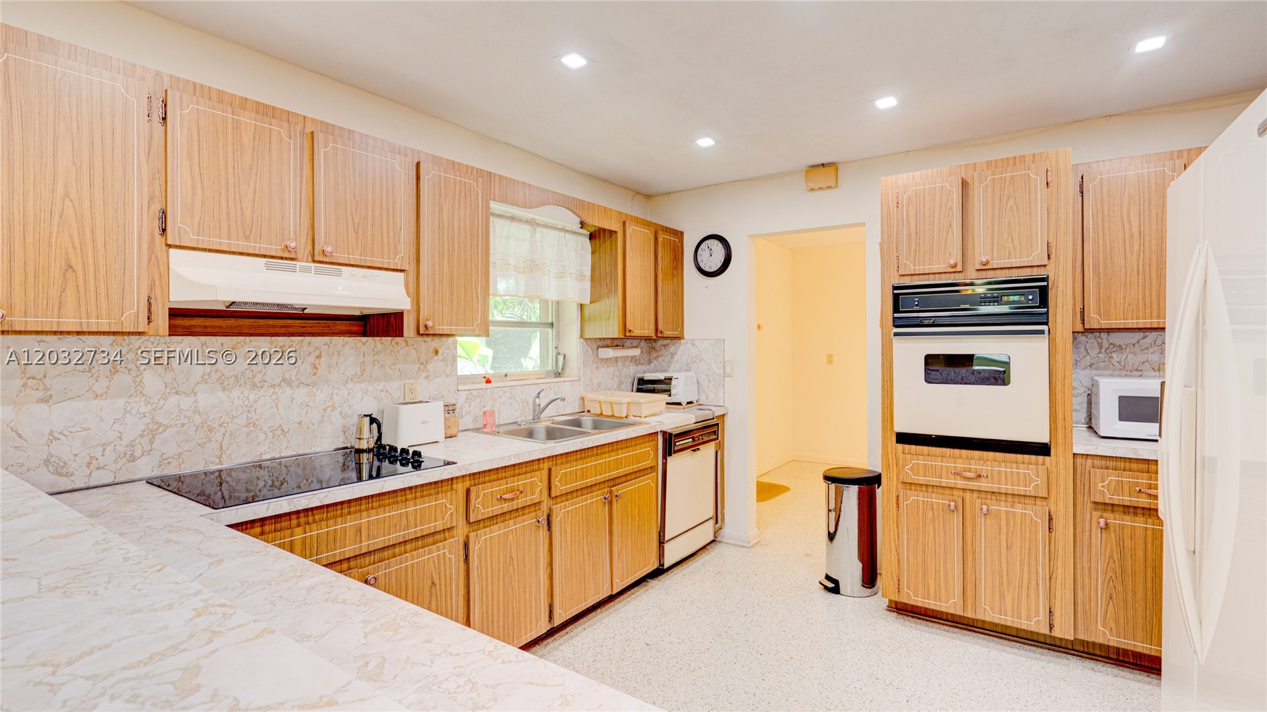 CORAL VILLAS REV - Residential