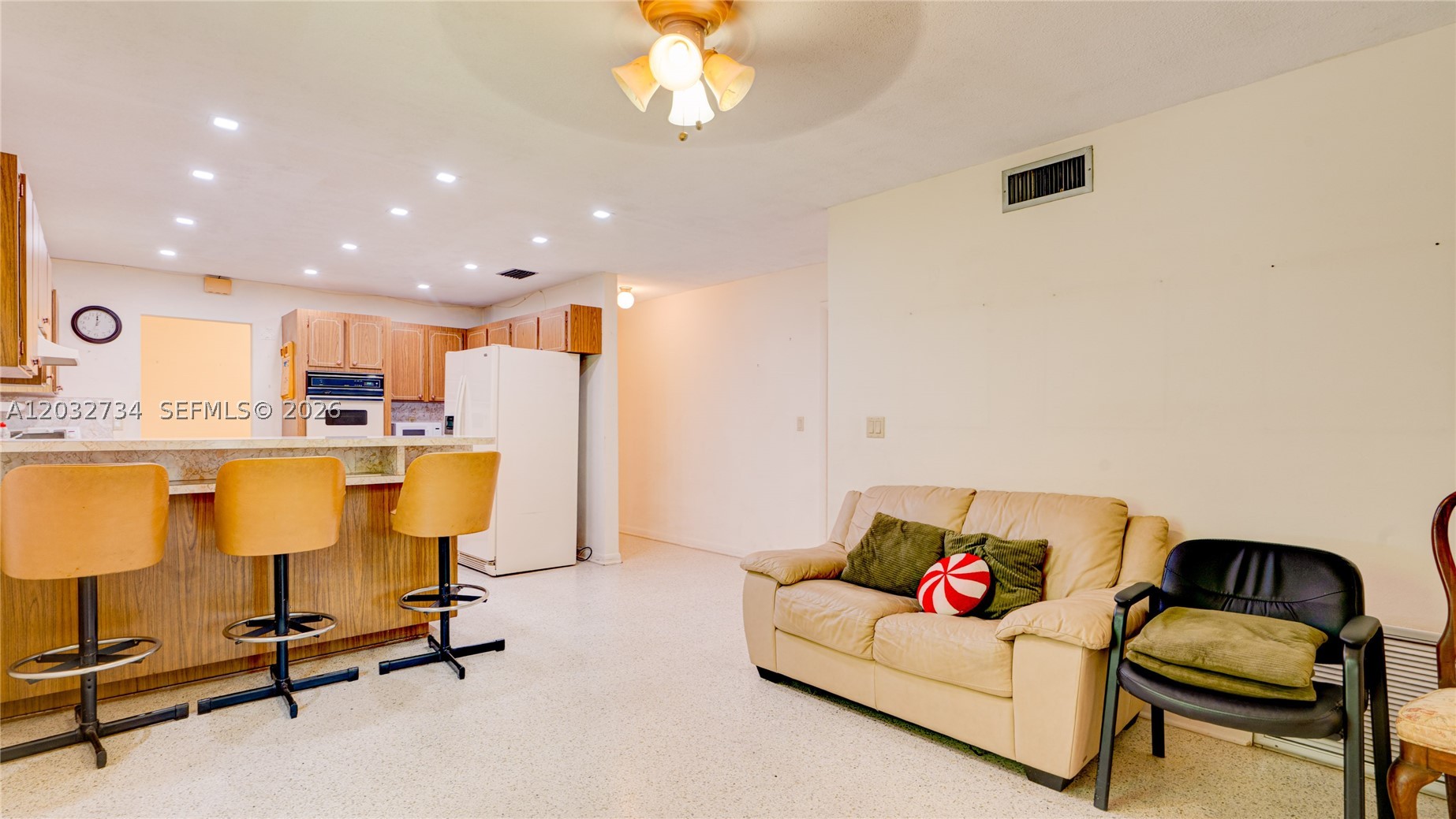 CORAL VILLAS REV - Residential