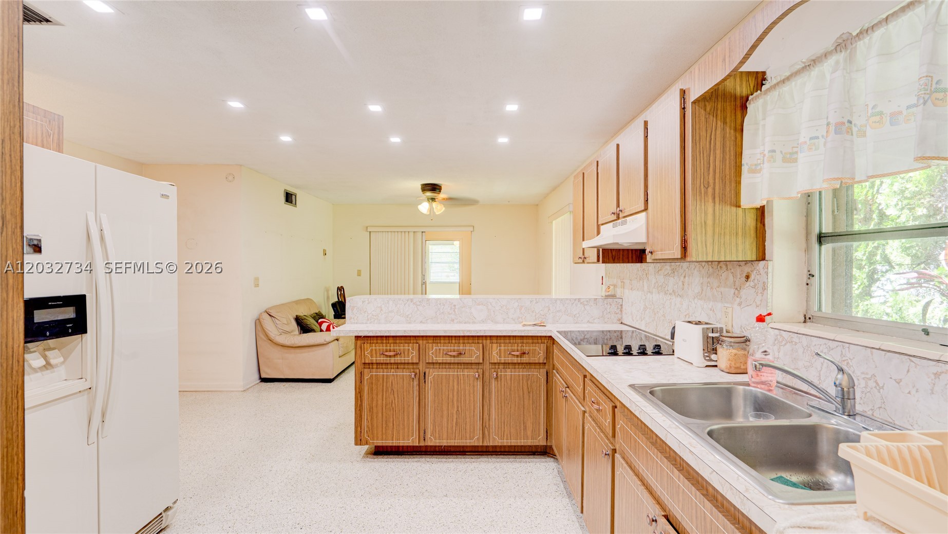 CORAL VILLAS REV - Residential