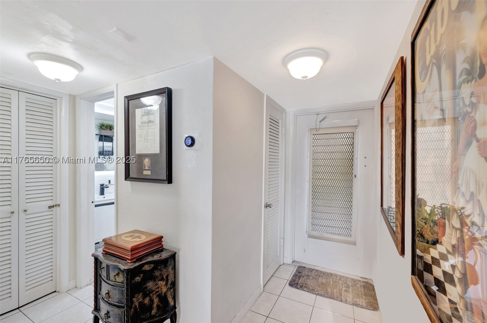 YACHT HARBOR APARTMENTS C - Residential