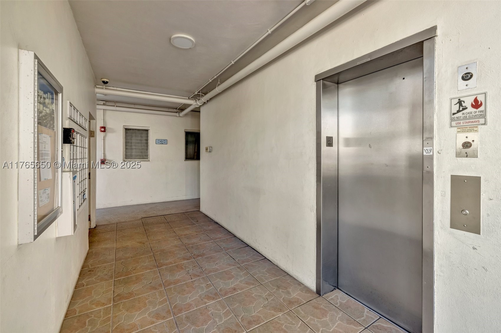 YACHT HARBOR APARTMENTS C - Residential