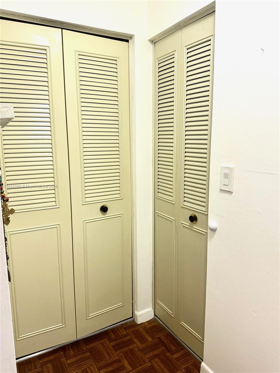 SOVEREIGNS CONDO - Residential