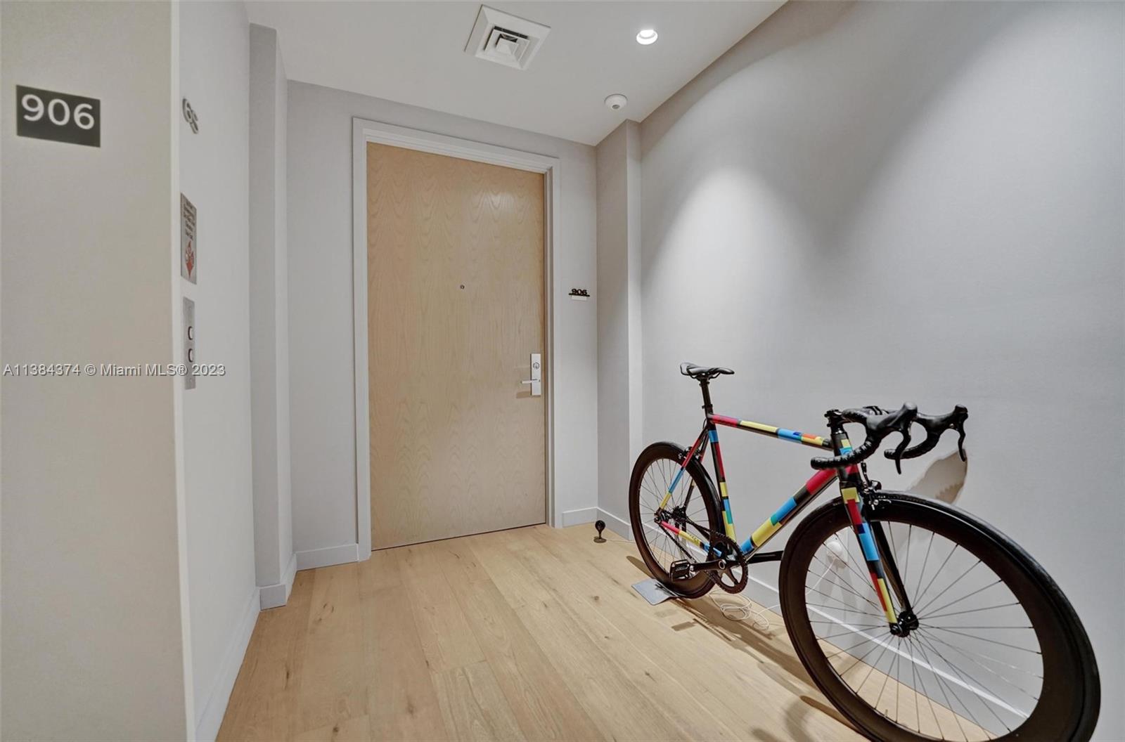 OCEANA KEY BISCAYNE CONDO - Residential