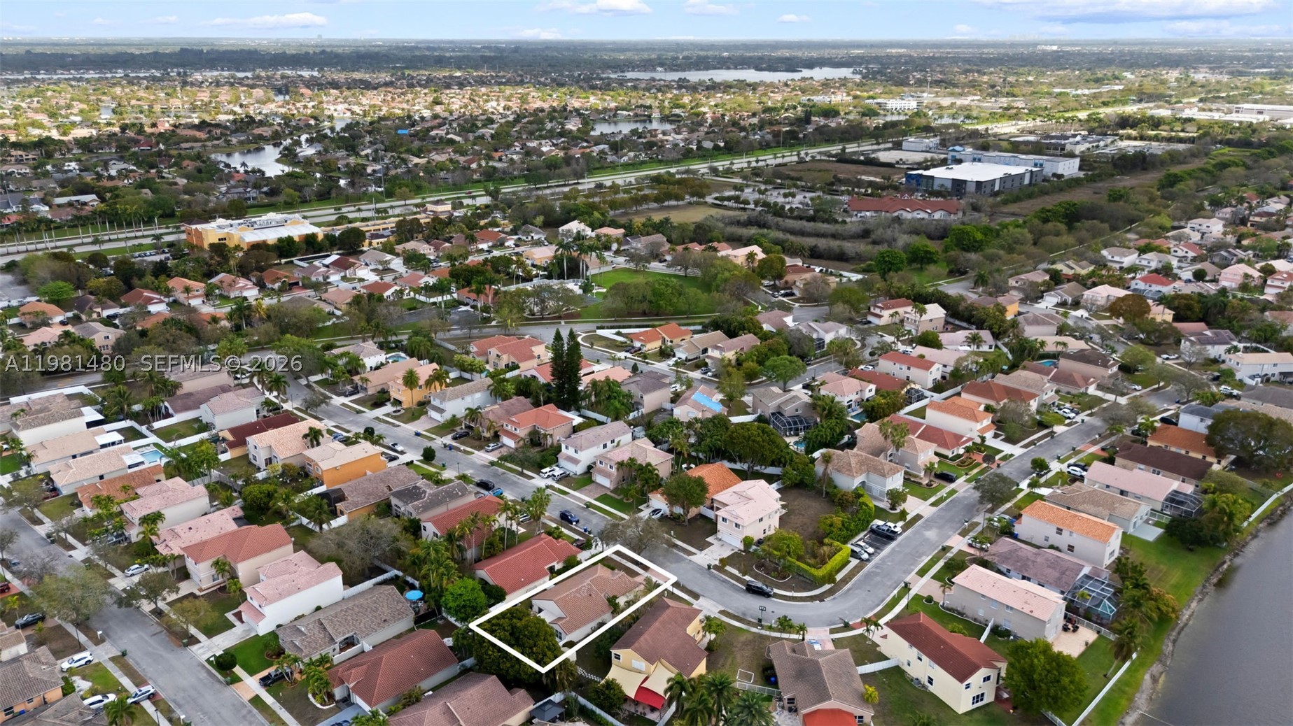 TWIN ACRES - Residential
