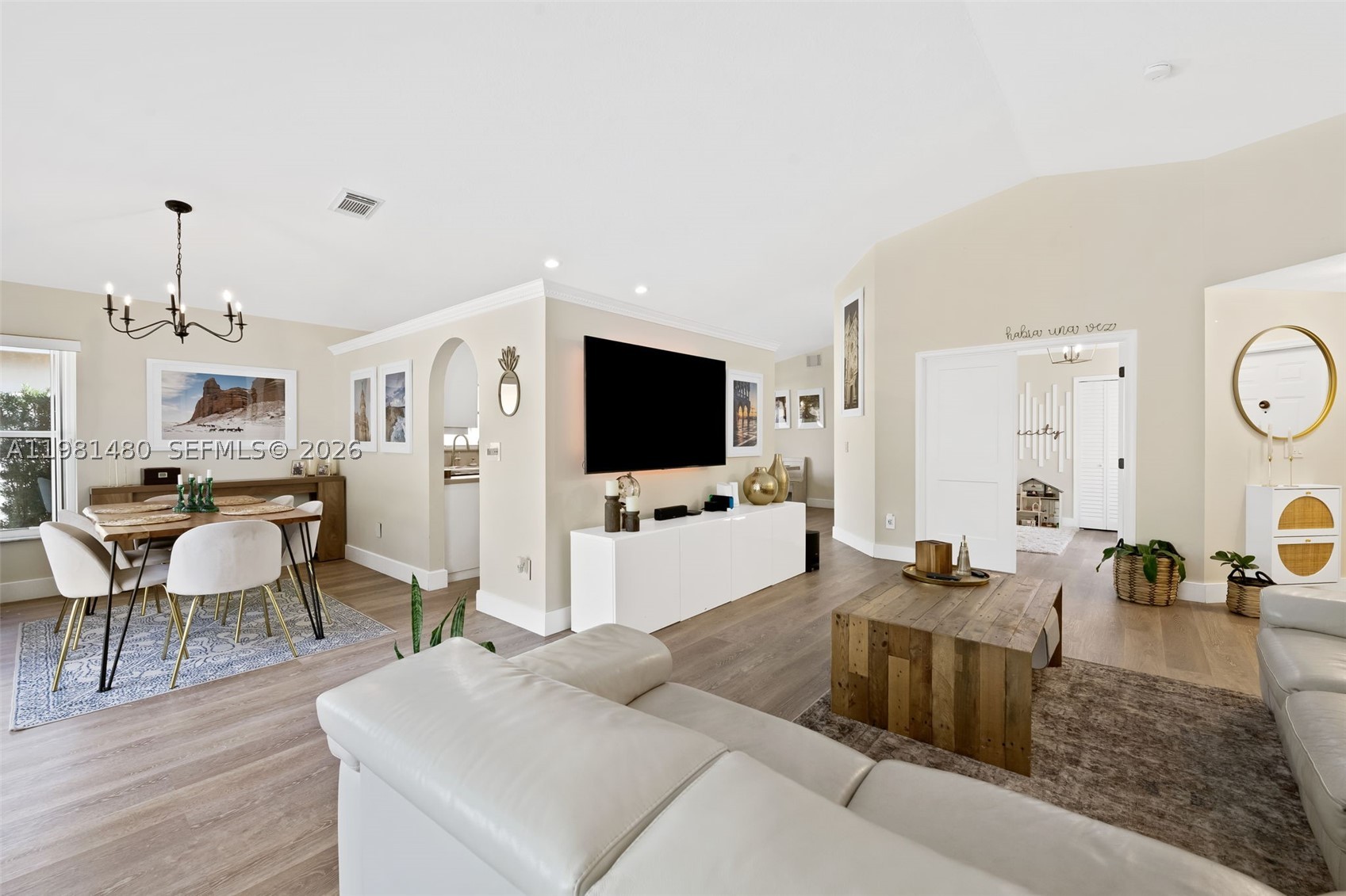 TWIN ACRES - Residential