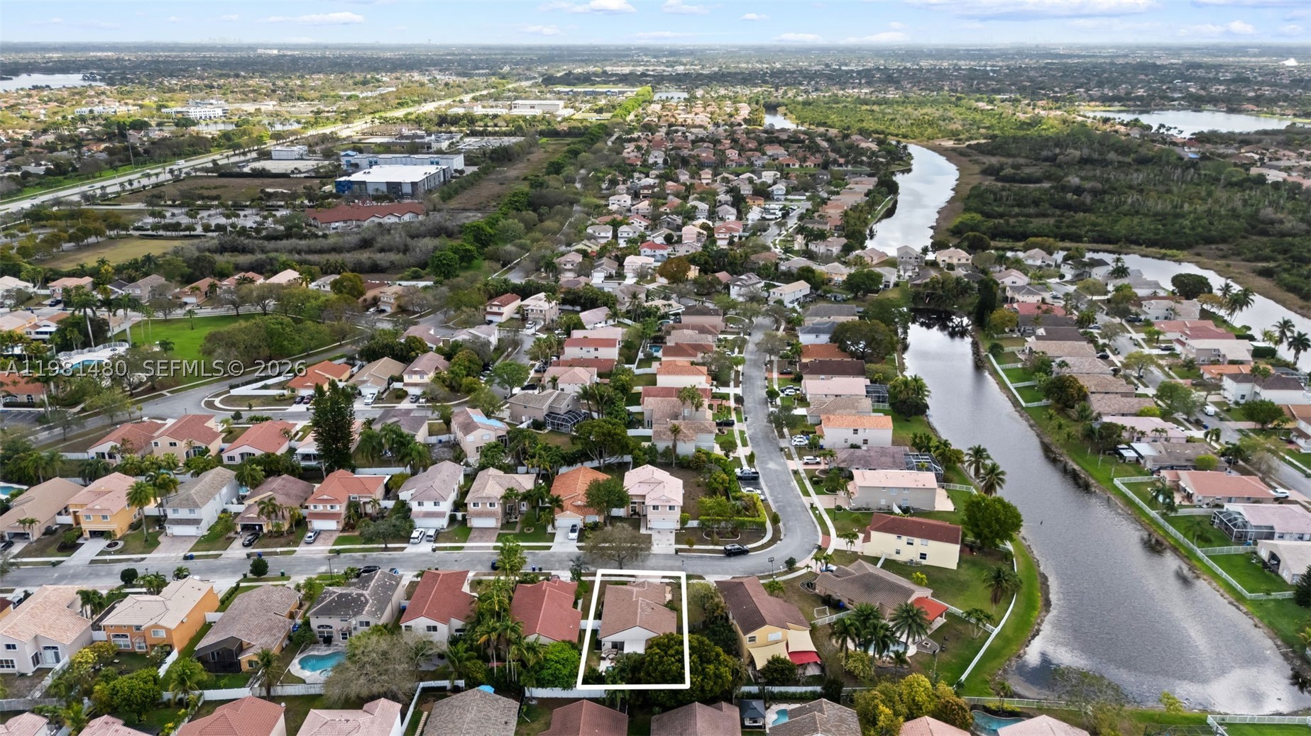 TWIN ACRES - Residential