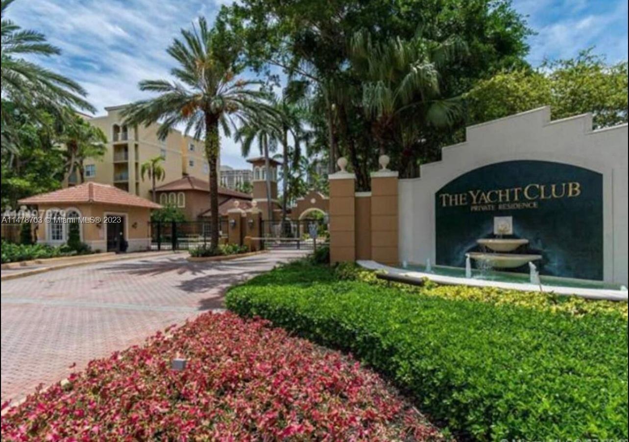 THE YACHT CLUB AT AVENTUR - Residential