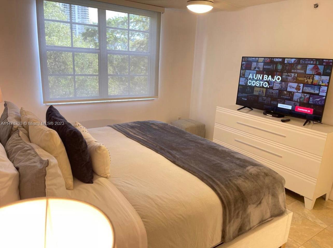 THE YACHT CLUB AT AVENTUR - Residential