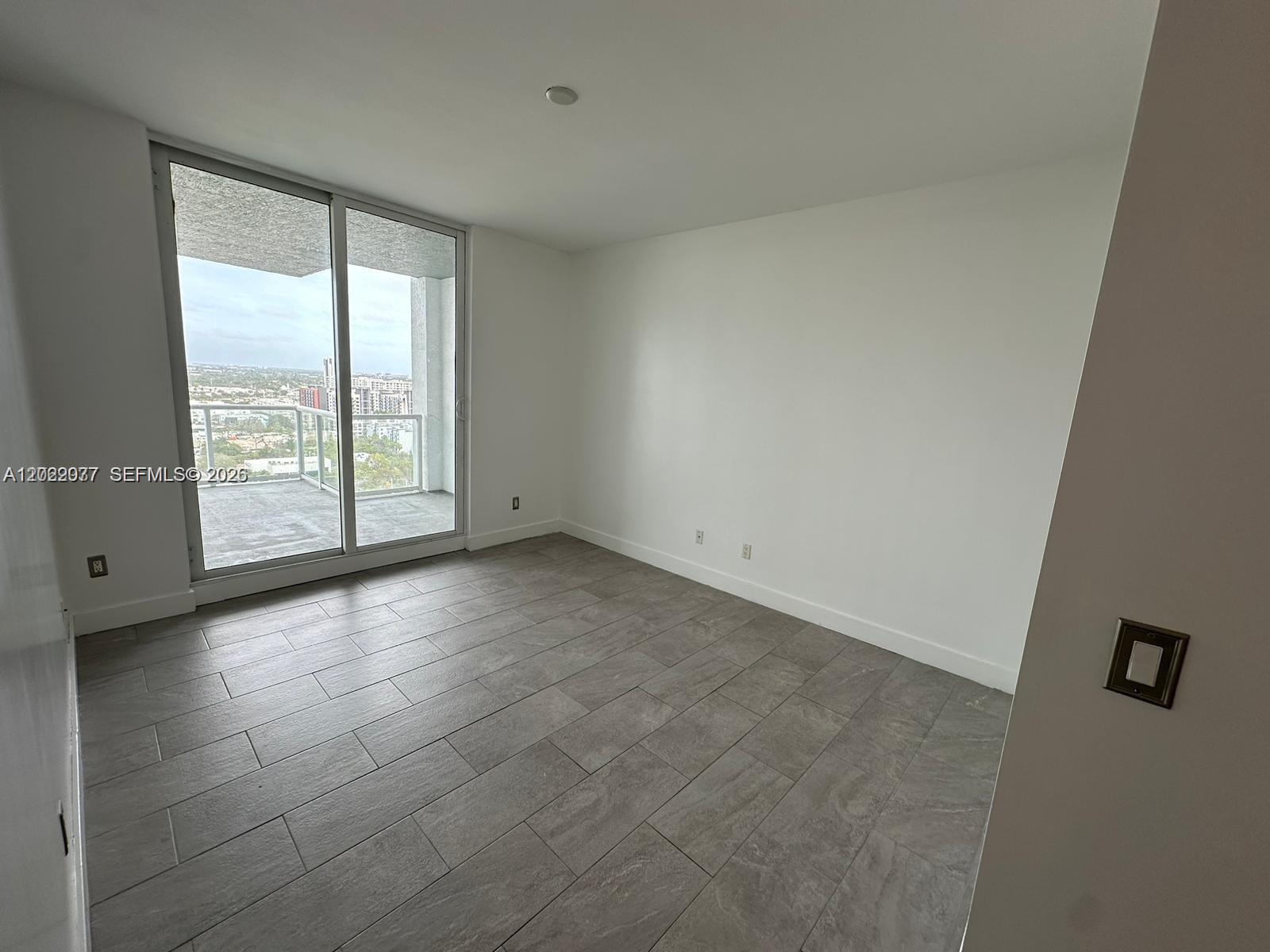 STRADA 315 CONDO - Residential