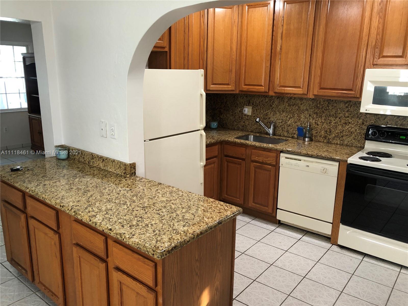 LYNNWOOD - Residential