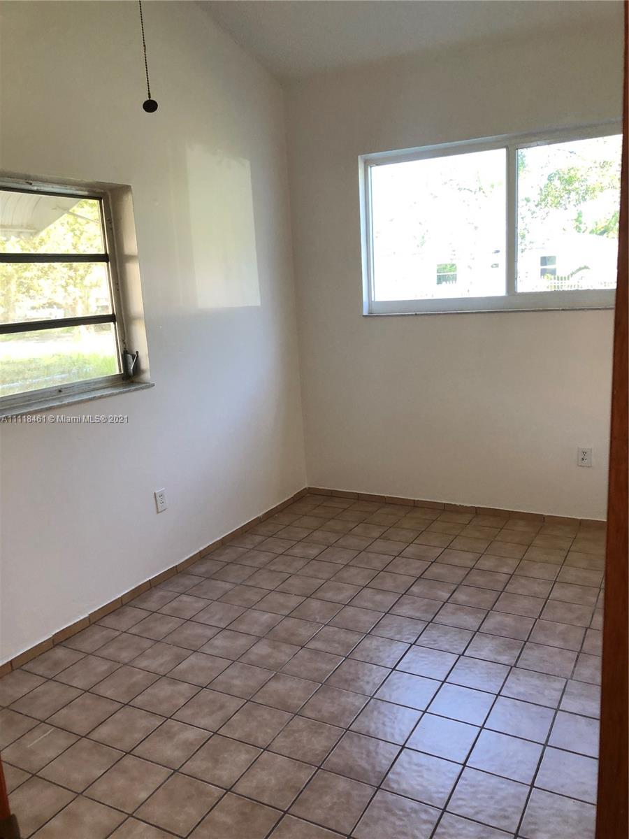 LYNNWOOD - Residential