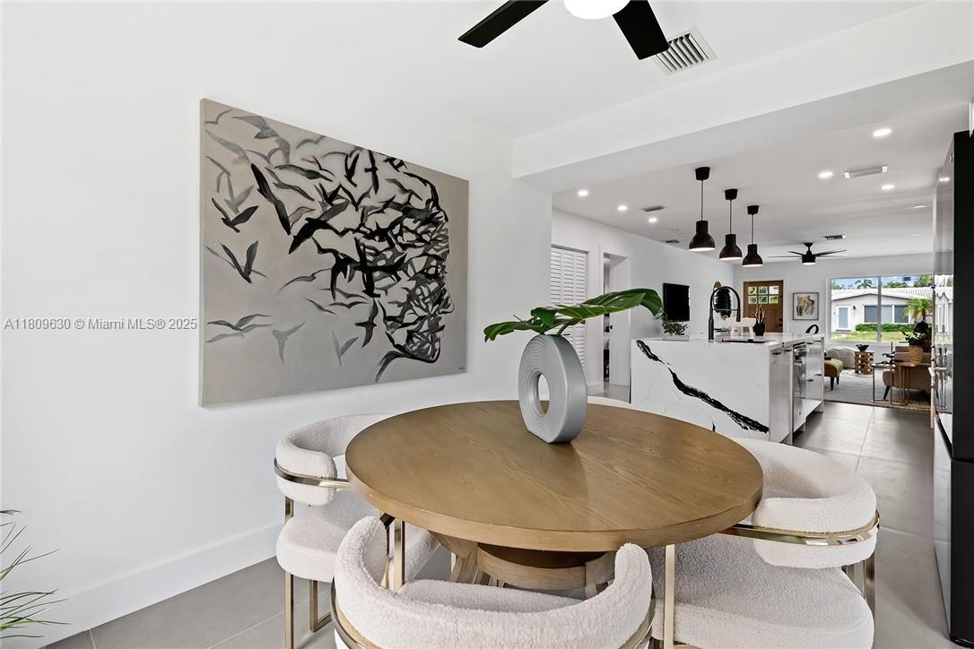 POINSETTIA HEIGHTS N RiDGE - Residential