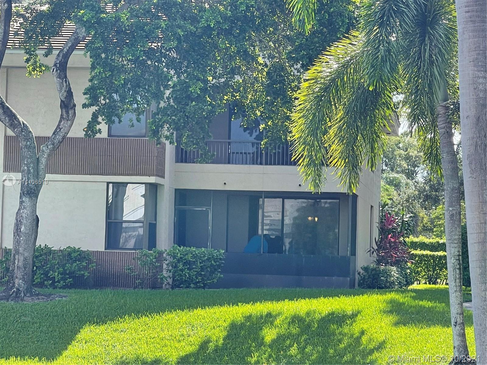 LAKES OF NEWPORT 1 CONDO - Residential