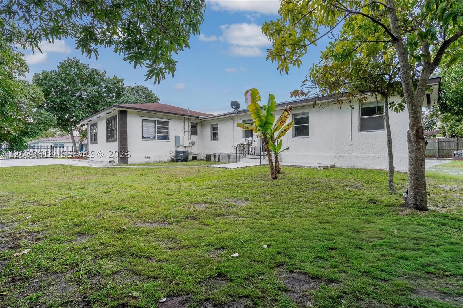 LA PALOMA - Residential