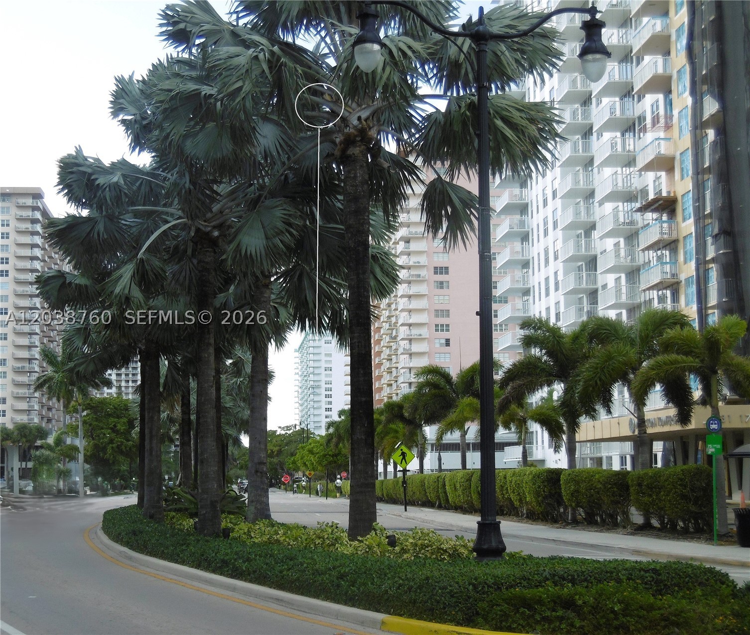 WINSTON TOWERS 500 CONDO - Residential