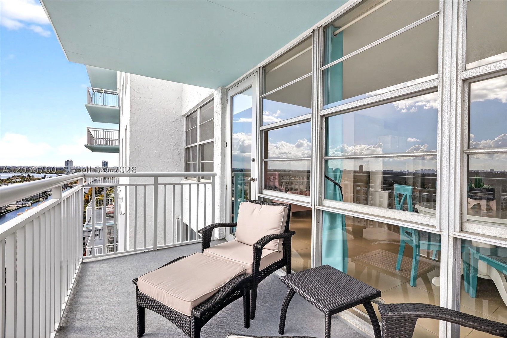 WINSTON TOWERS 500 CONDO - Residential