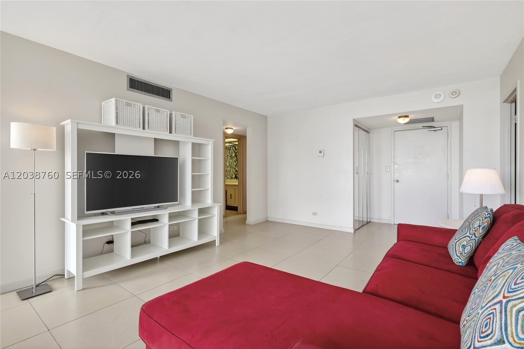 WINSTON TOWERS 500 CONDO - Residential