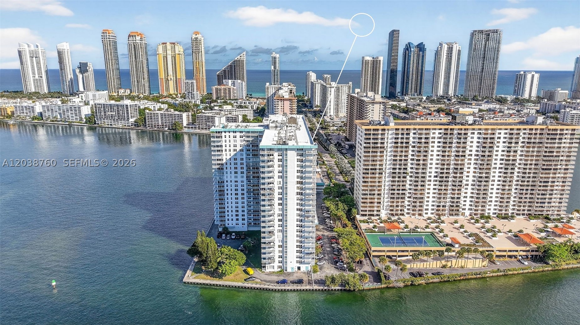 WINSTON TOWERS 500 CONDO - Residential