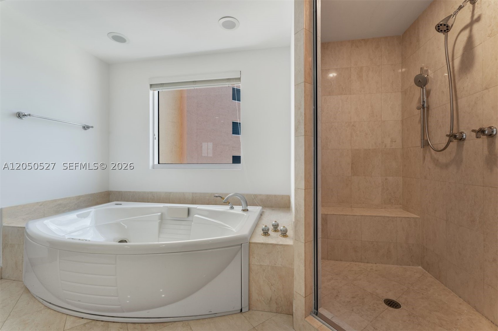 CLUB TOWER TWO CONDO - Residential Lease