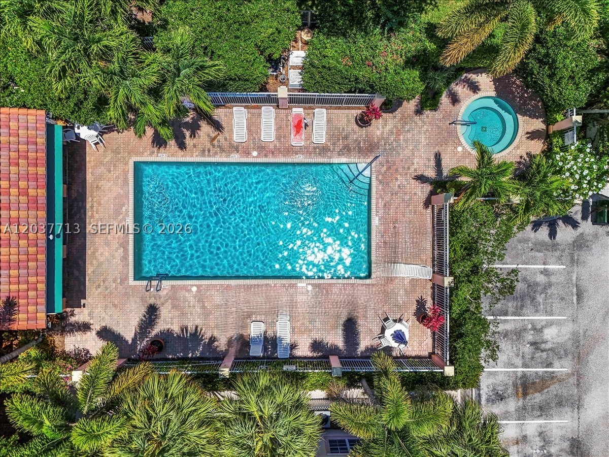 VILLAGE AT ABACOA CONDO - Residential