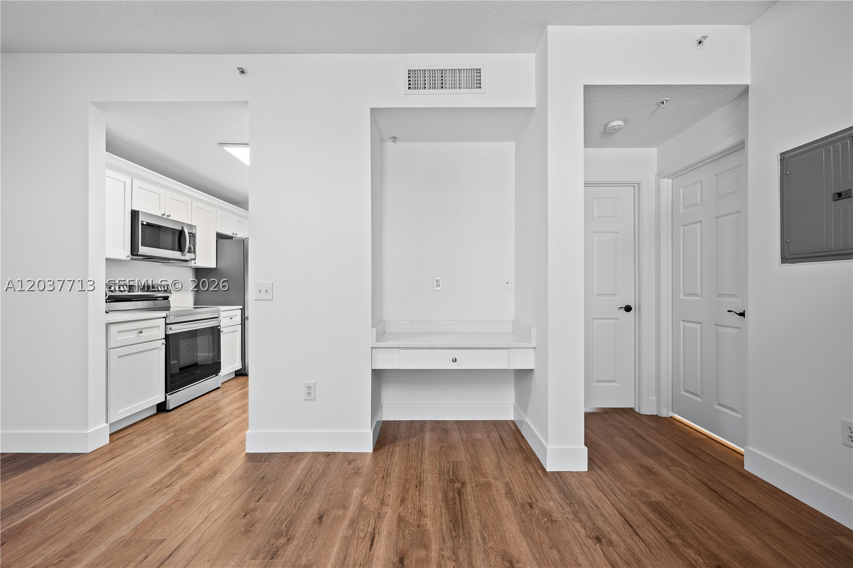 VILLAGE AT ABACOA CONDO - Residential