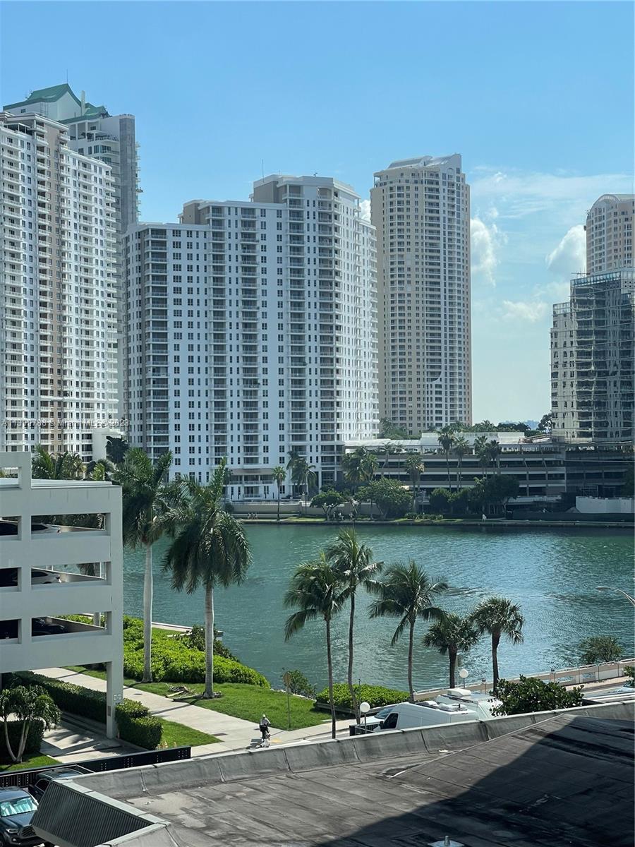 FOUR AMBASSADORS CONDO PH - Residential Lease