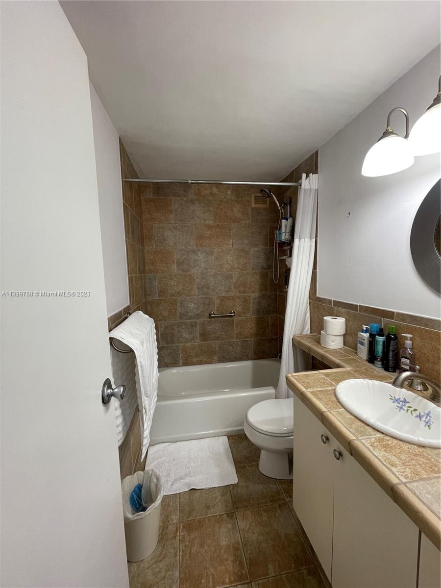 FOUR AMBASSADORS CONDO PH - Residential Lease