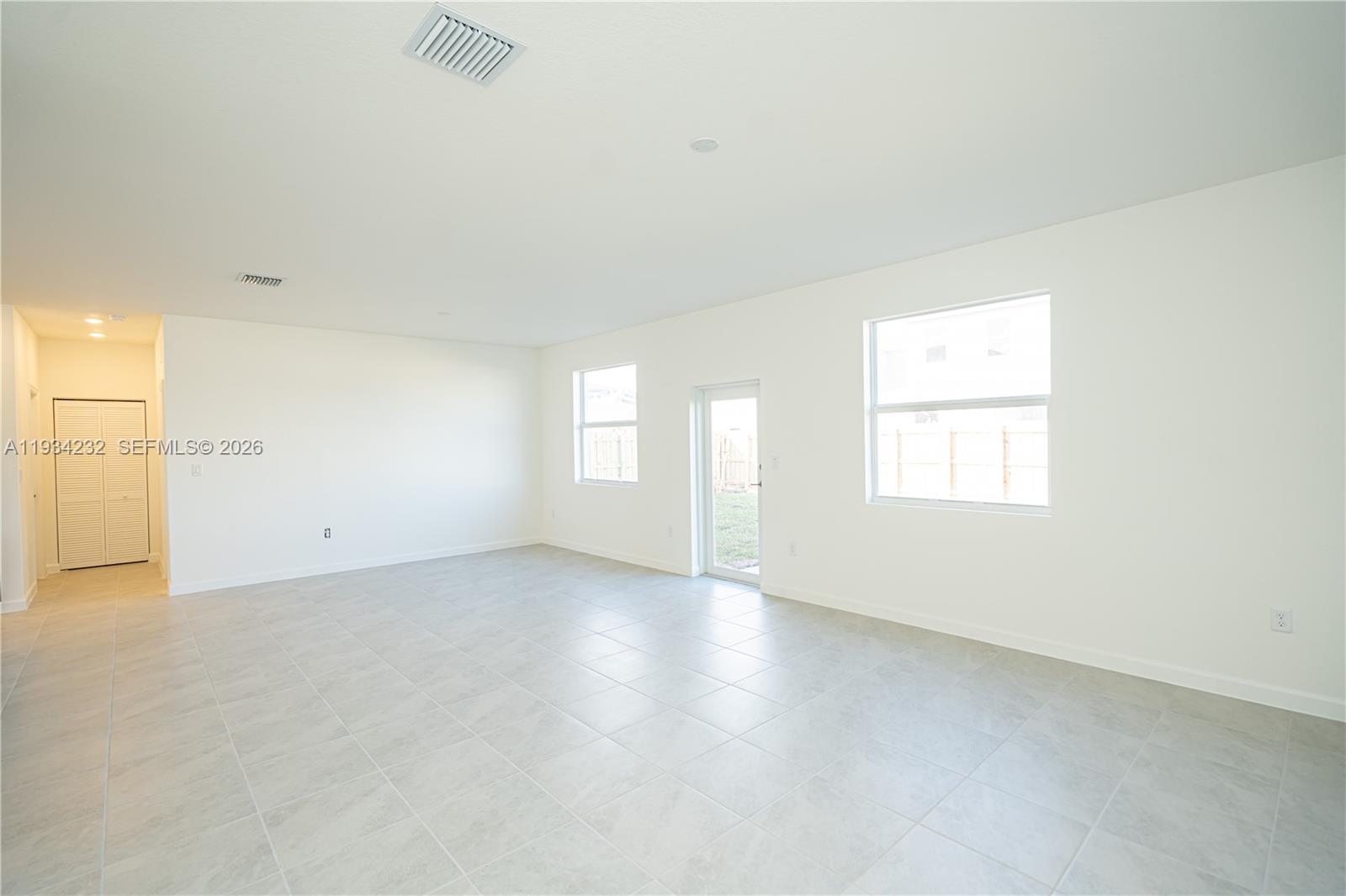 ACACIA ESTATES - Residential