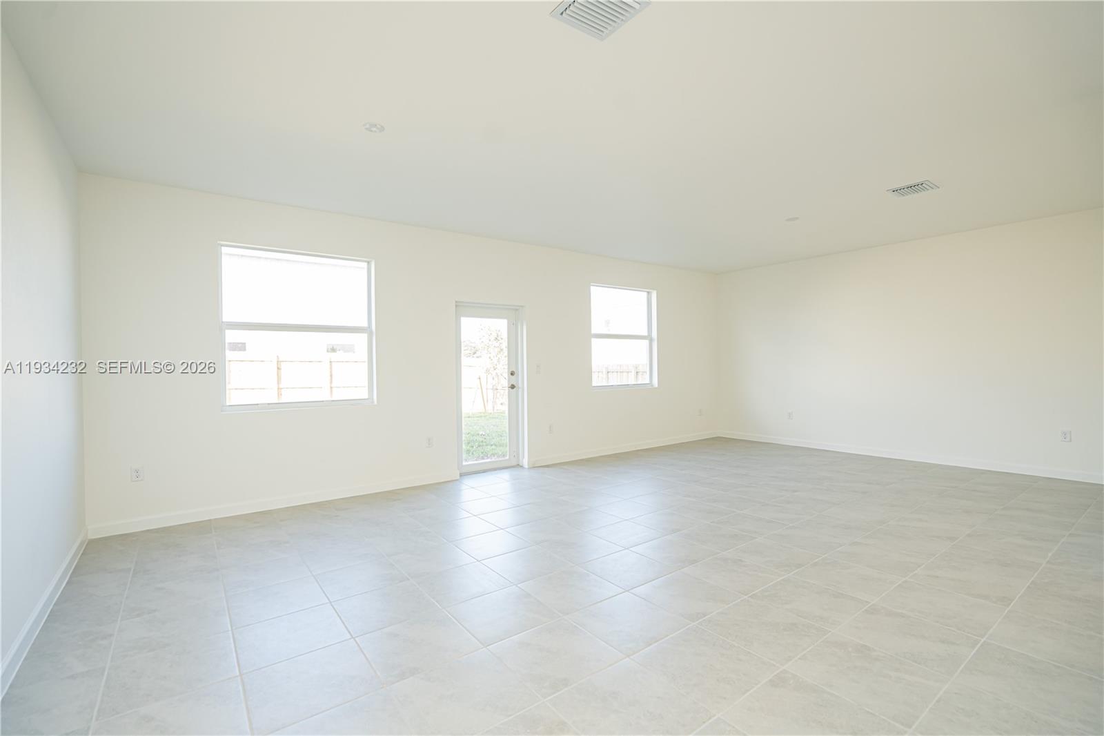 ACACIA ESTATES - Residential