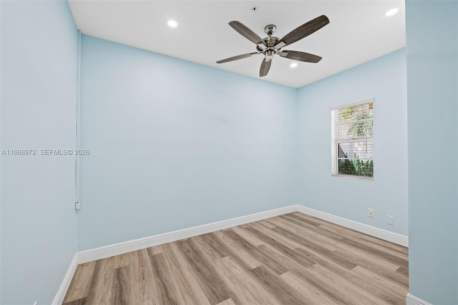 COUNTRY CLUB VILLAGE SEC - Residential