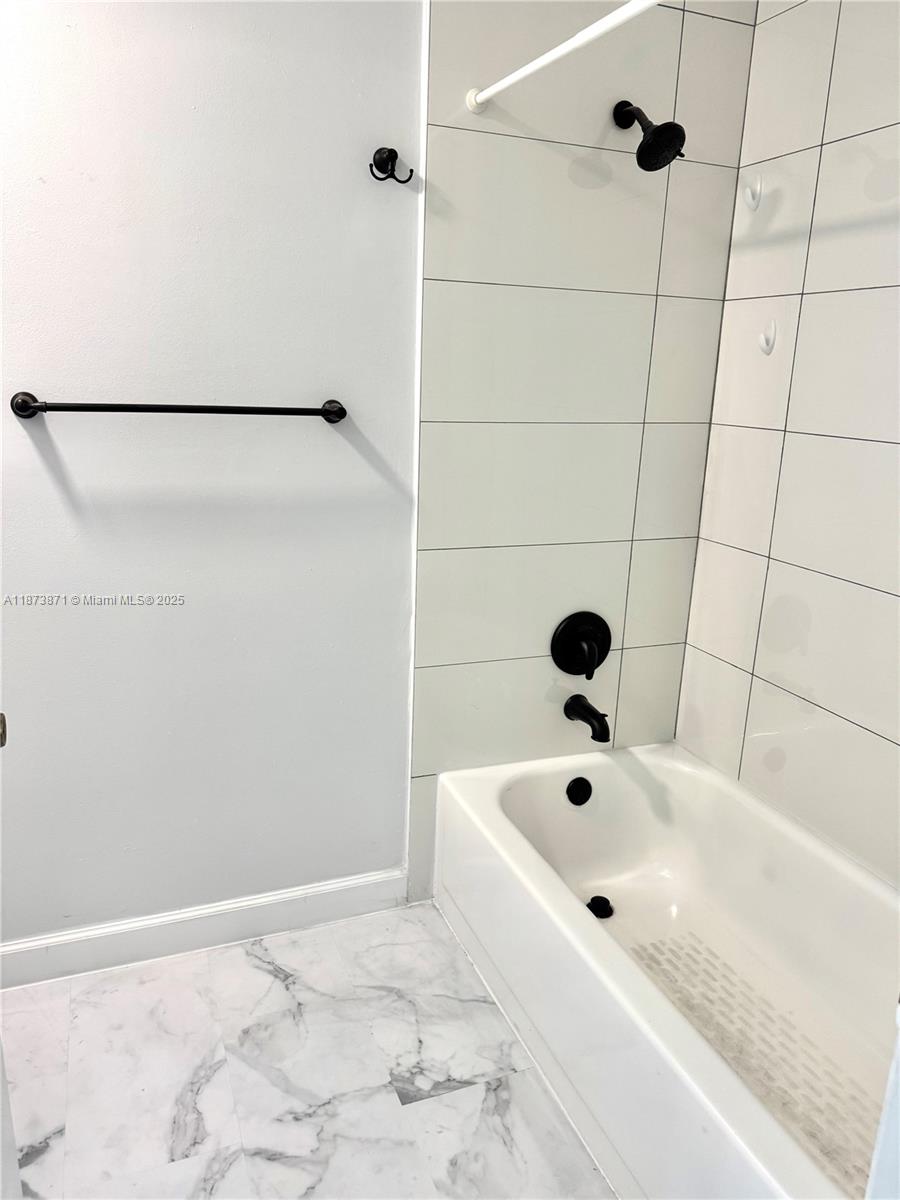 NAPOLI GARDENS AT CORAL S - Residential Lease