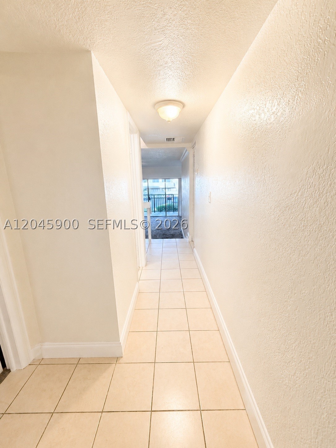 EMERALD ISLES WEST PHASE - Residential Lease