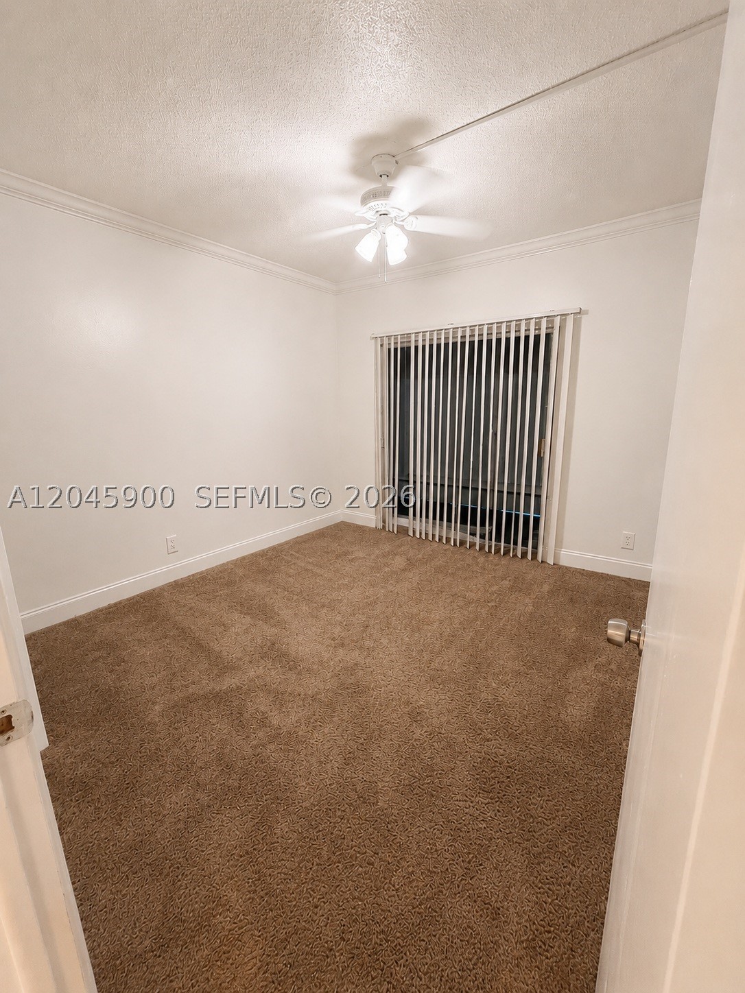 EMERALD ISLES WEST PHASE - Residential Lease