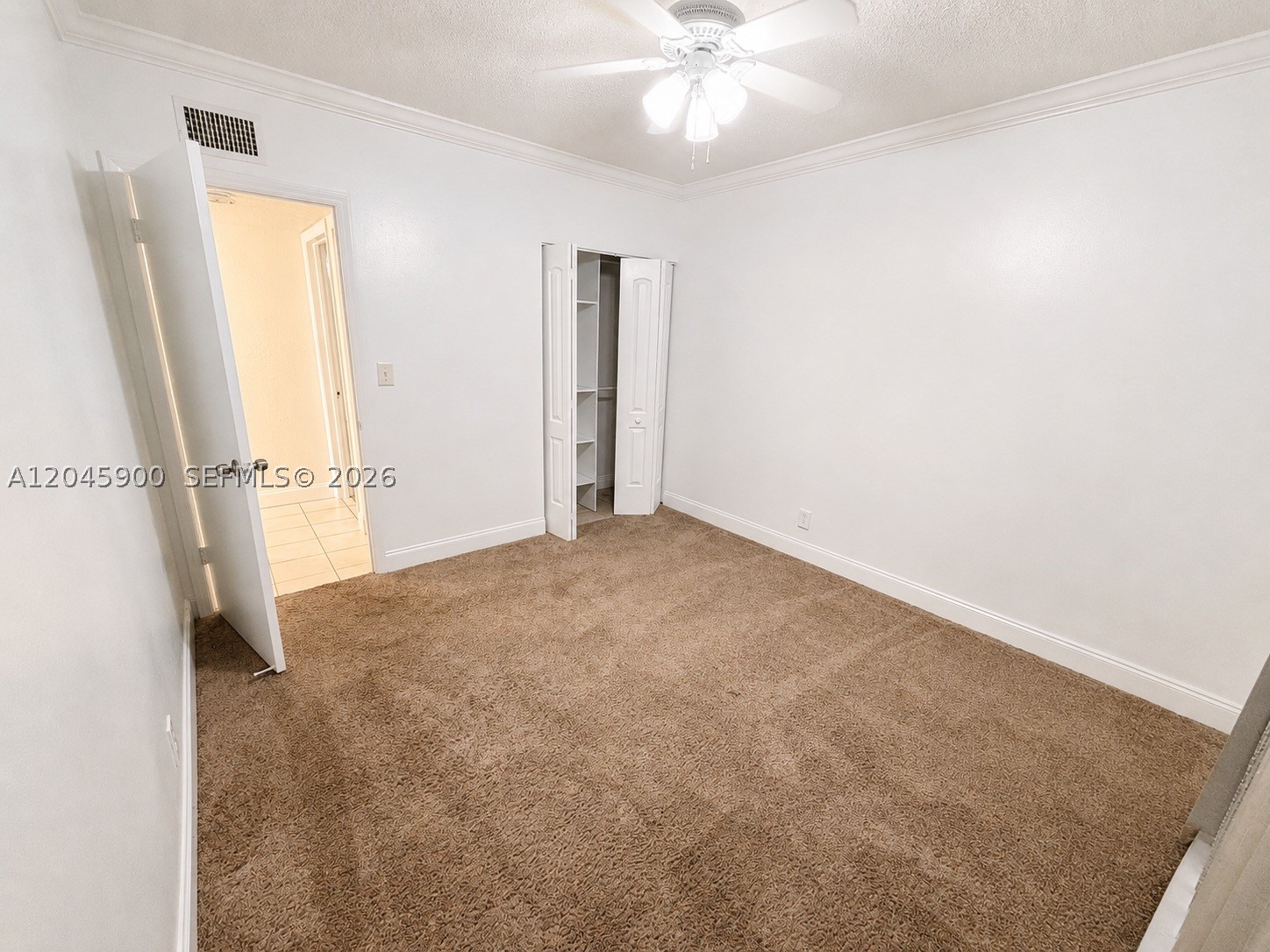 EMERALD ISLES WEST PHASE - Residential Lease