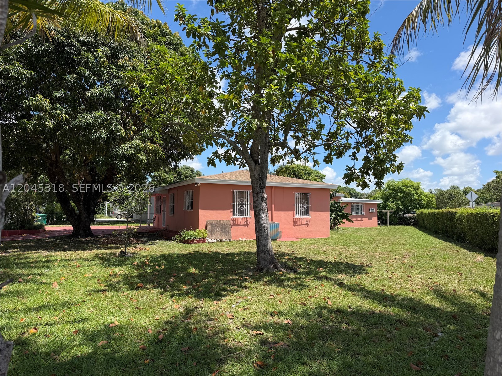 BROADMOOR MANOR - Residential Lease