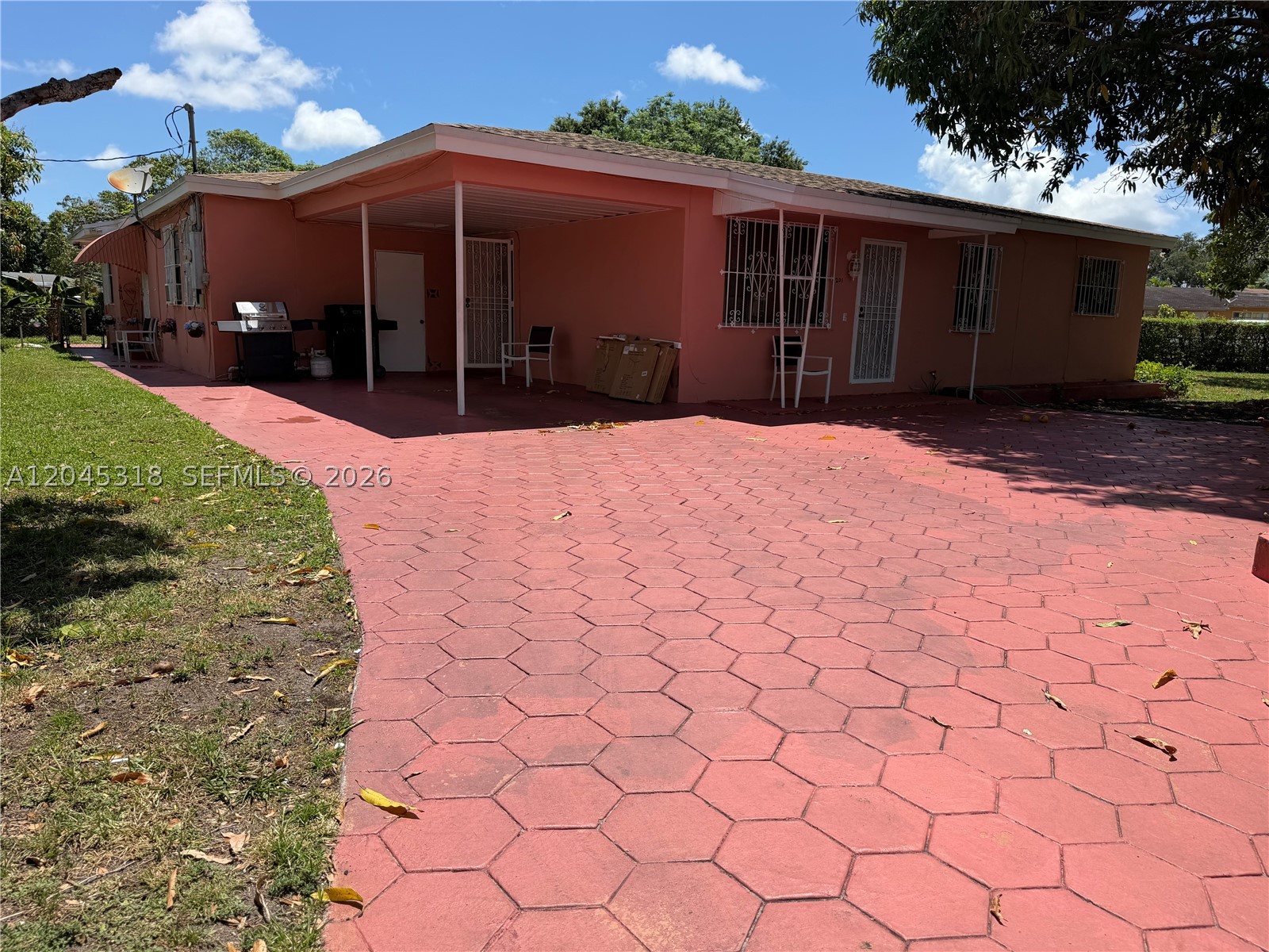 BROADMOOR MANOR - Residential Lease