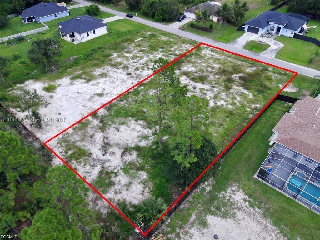 LEHIGH ACRES - Land