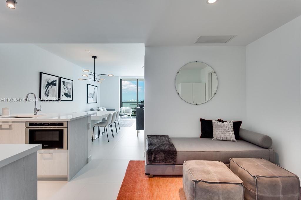PARAISO BAYVIEWS CONDO - Residential Lease