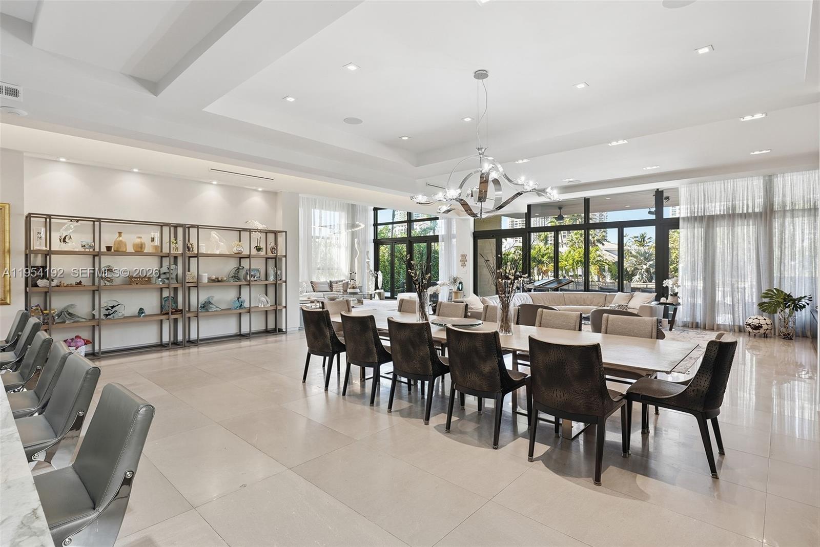 GOLDEN BEACH SEC E - Residential