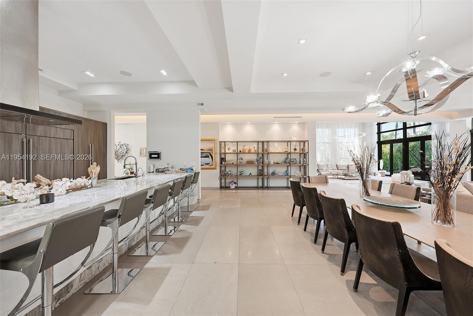 GOLDEN BEACH SEC E - Residential