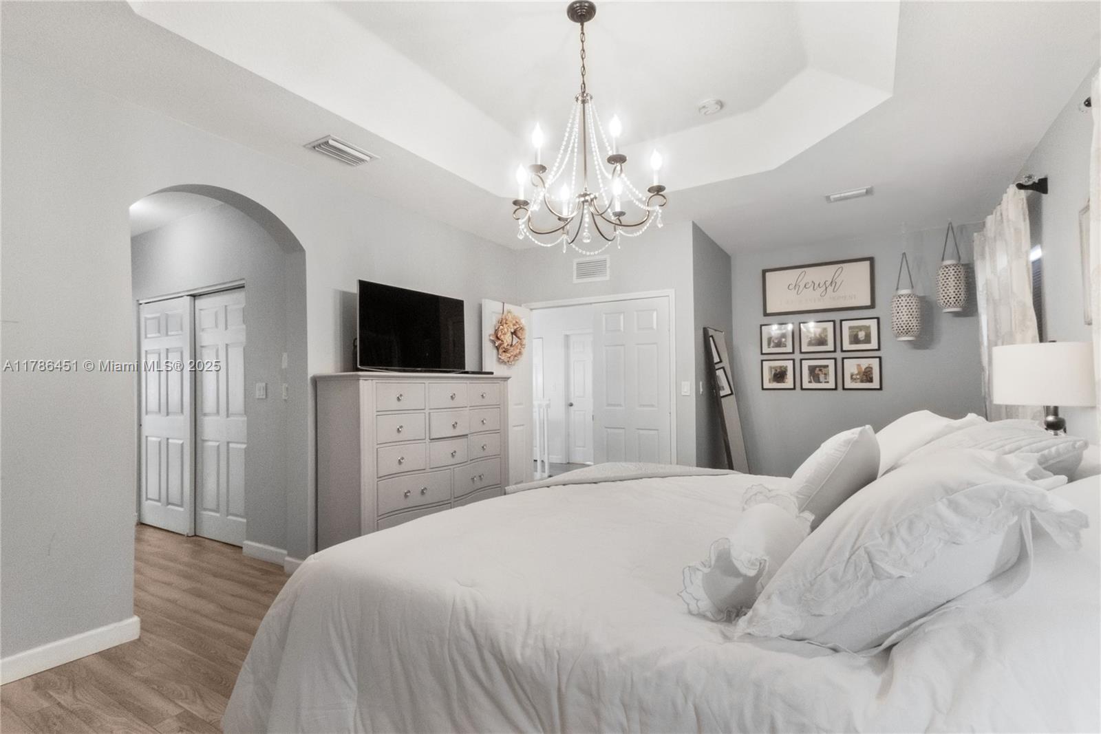 MILON VENTURE - Residential
